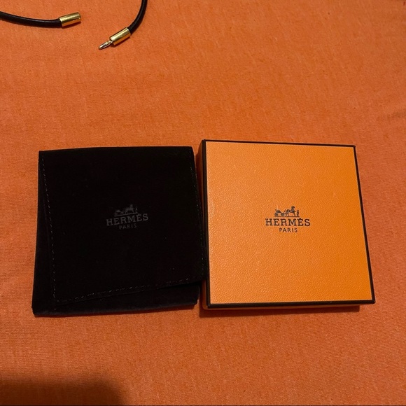 Hermes 🌟 Necklace Leather Authentic - Picture 6 of 10